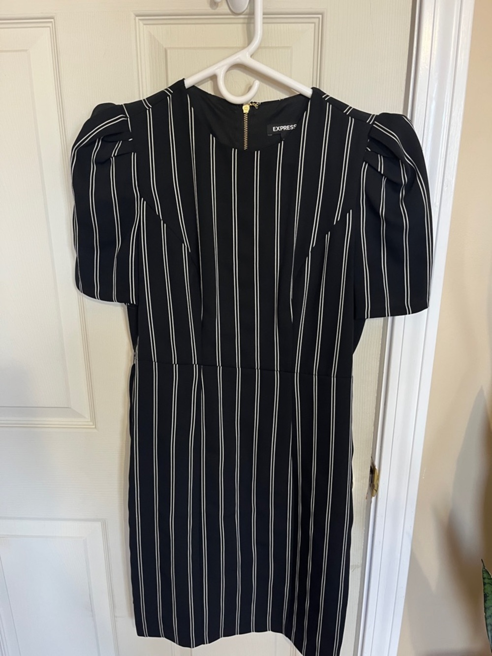 Express Black and White Pinstripe Puff-Sleeve Midi Dress